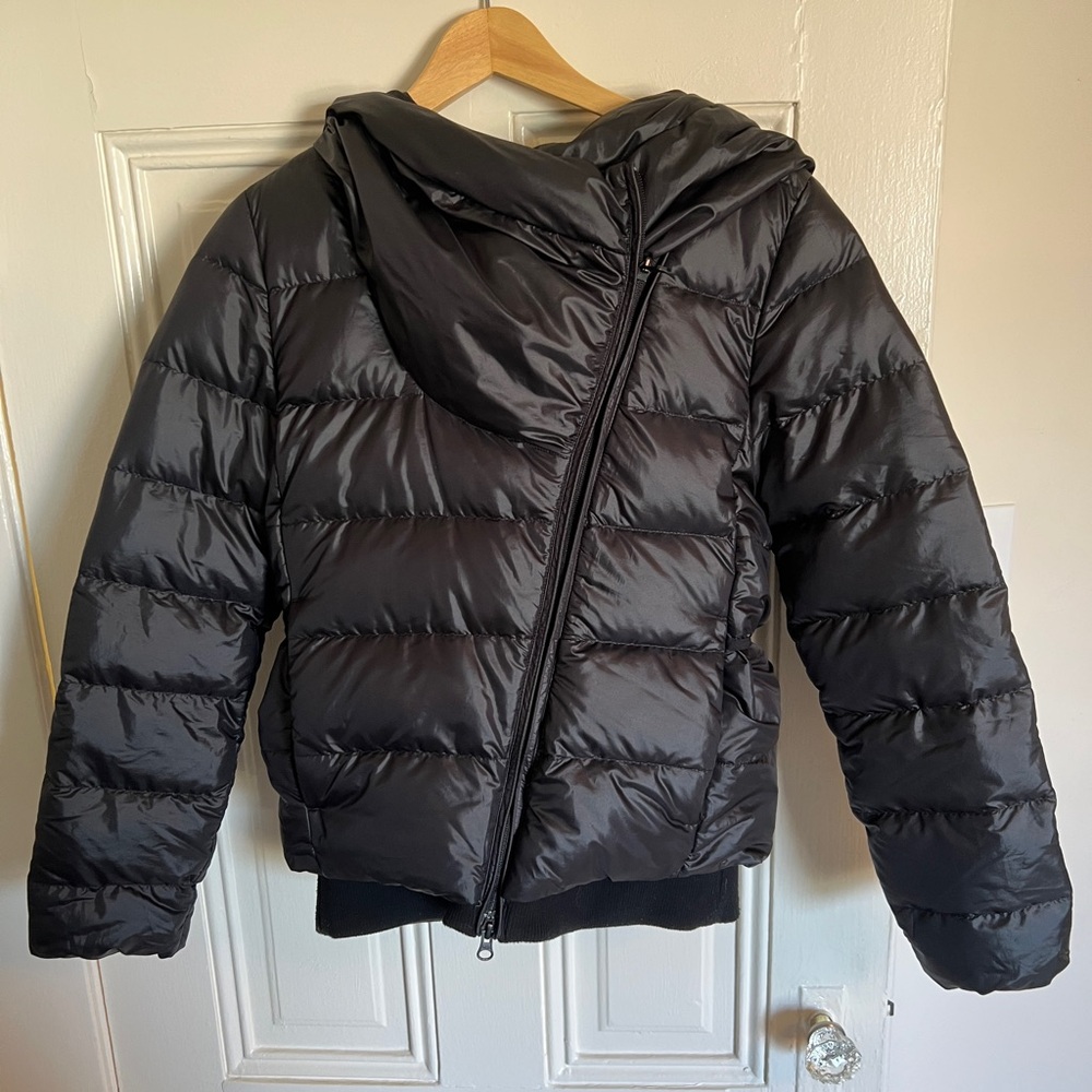 NIKE Hooded Down Puffer Jacket Women's Size XS Asymmetrical Black Winter Coat - Picture 5 of 14
